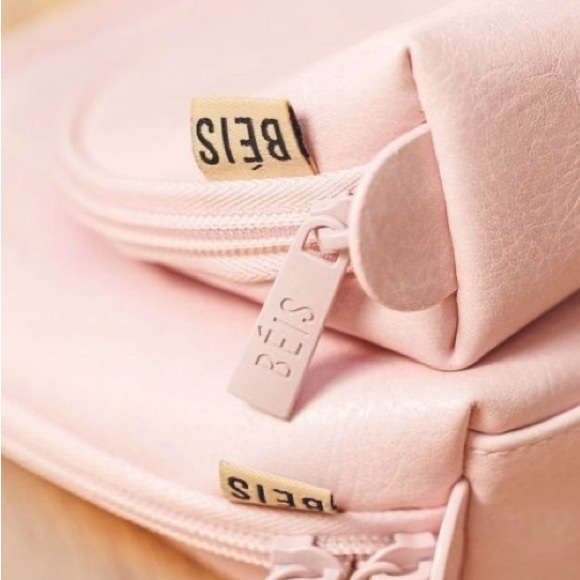 💕ISO: Beis Sakura cosmetic pouches - Picture 2 of 2